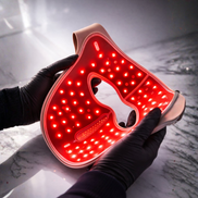 Masque Luminothérapie LED Silicone  Anti-Âge & Éclat  Sans Fil Cils & Chill